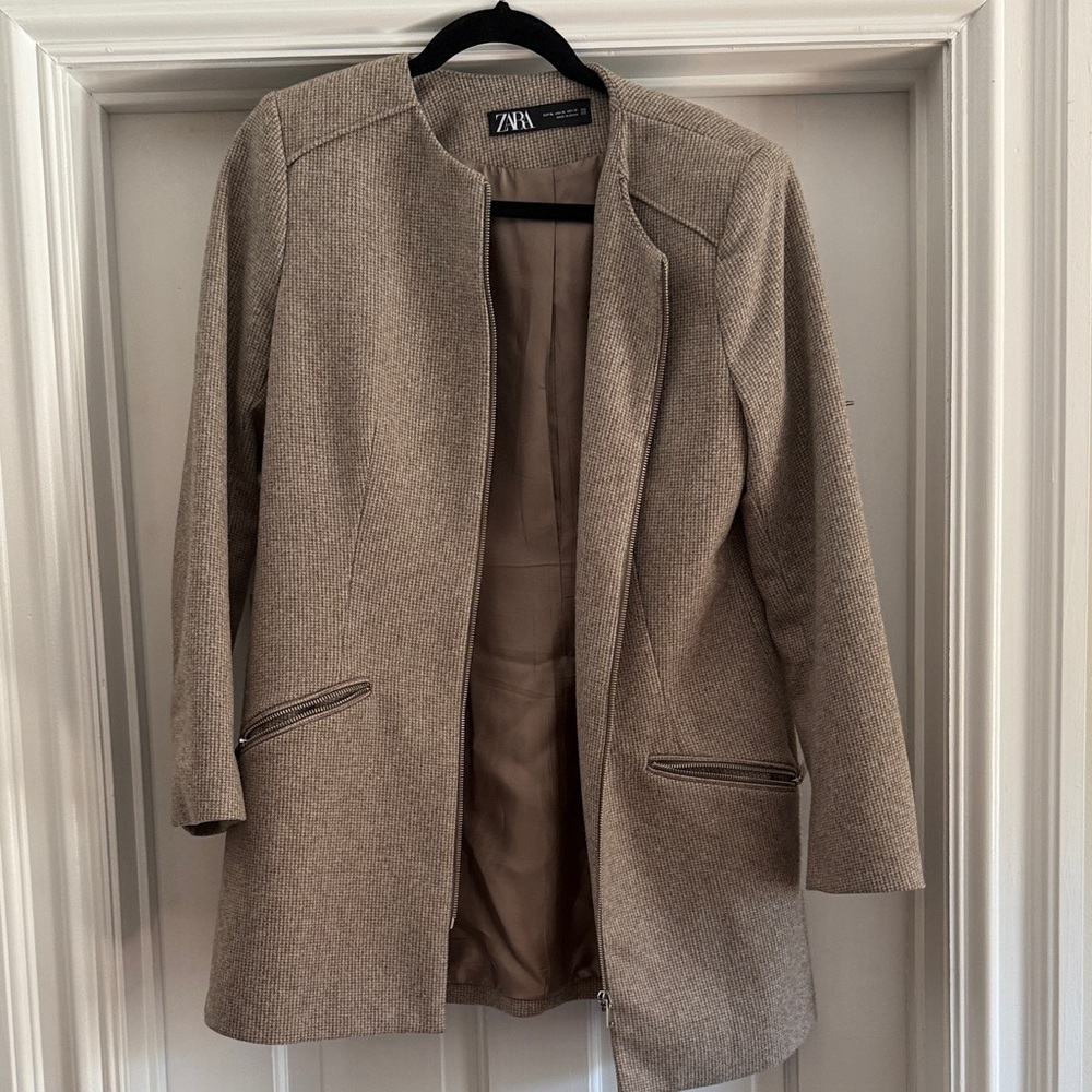Zara Women's Beige Blazer Coat